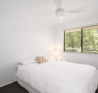 13 Orania Court Rainbow Shores - Pool sleeps 8 air conditioning fire pit