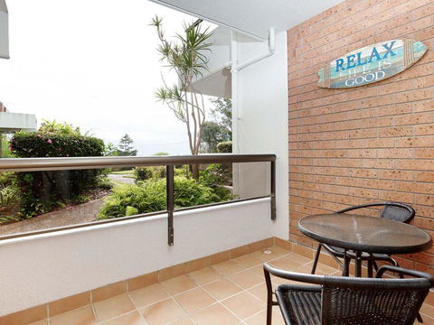 14 'The Commodore' 9-11 Donald Street- Unit In The Heart Of Town With Views & WIFI - Accommodation Bookings 2