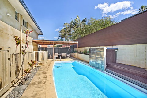 143 Matthew Flinders Drive, Port Macquarie - Accommodation Bookings 2