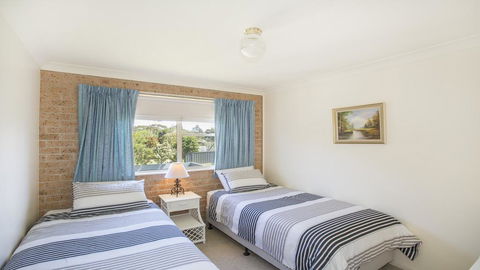 143 Mitchell Pde - Magnificent Outlook - Accommodation Bookings 2