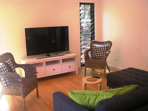 16 Ibis Court - Rainbow Shores, Beautiful, Private And Peaceful, Wi-fi - Accommodation Bookings 2