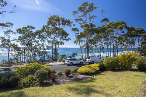 16 Shipton Cres - Secluded Away - Accommodation Bookings 0