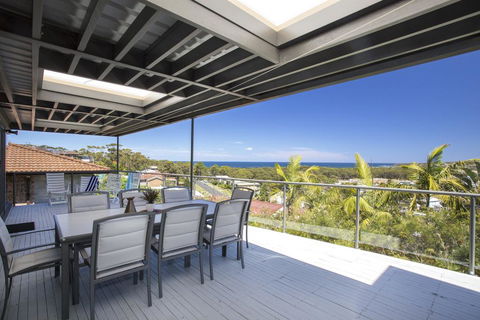 17 Canberra Crescent - Prestige Views At Burrill Lake - Accommodation Bookings 3