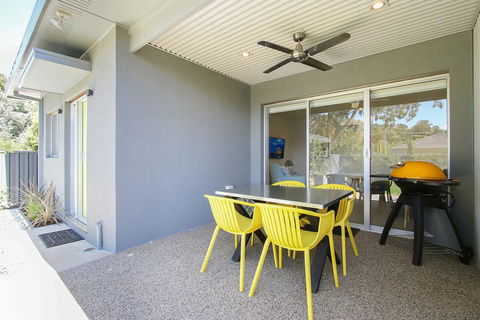 18 On Rayner - Swish Apartment Myrtleford - Accommodation Bookings 3