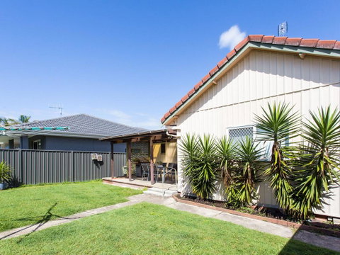 19 Lincoln Street - Accommodation Bookings 2