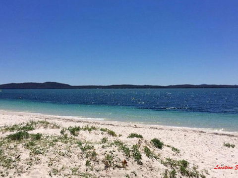 2 'Copacabana', 61 Sandy Point Road - Cute Unit With Water Views From The Balcony - Accommodation Bookings 3
