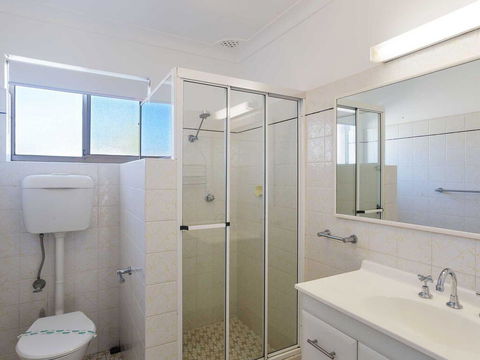 2 'Fiddlers Green' 62 Magnus Street - Ground Floor Unit Walking Distance To Nelson Bay - Accommodation Bookings 2