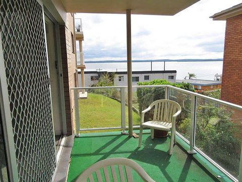 2 'Highpoint' 4 Magnus Street - Two Bedroom Unit Close To Nelson Bay CBD - Accommodation Bookings 3
