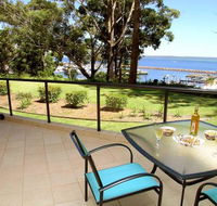 2 'Magnus Pines' 52-56 Magnus Street - stunning unit with aircon water views  foxtel - Accommodation Bookings
