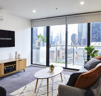 2 Bdrm 2 Bthrm Apt With Parking in Central CBD - Accommodation Bookings