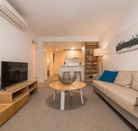 2 Bedroom Apartment Seconds From Valley - Accommodation Bookings