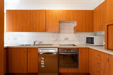 2 Bedroom Garden Apartment By Bondi Beach - Accommodation Bookings 1