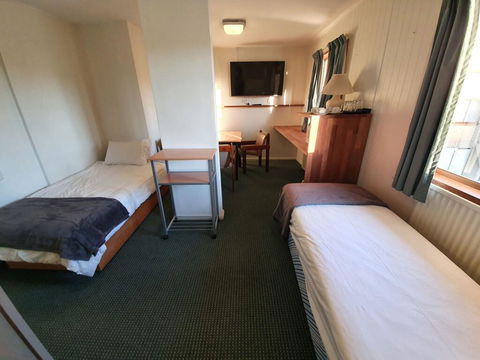 2 Lakeview Plaza - Accommodation Bookings 2