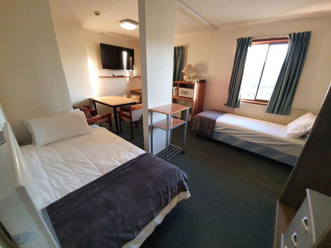2 Lakeview Plaza - Accommodation Bookings 0