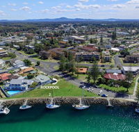 2 Rockpool Road