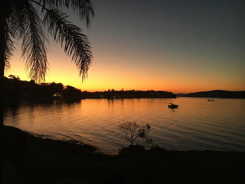 2 The Shores Soldiers Point - Waterfront - Uninterrupted Water Views INCLUDING ALL LINEN & TOWELS, Free Wi-Fi - Accommodation Bookings 3