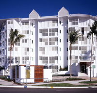 201 Lake Street