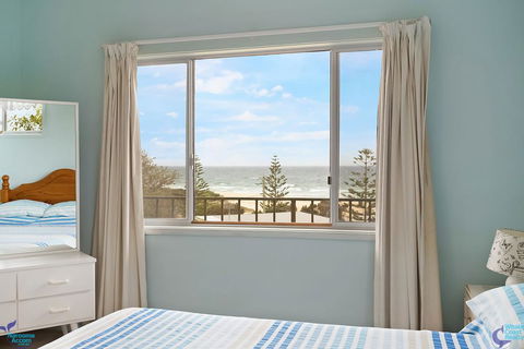 22 Dulling Street - Beach House - Accommodation Bookings 1