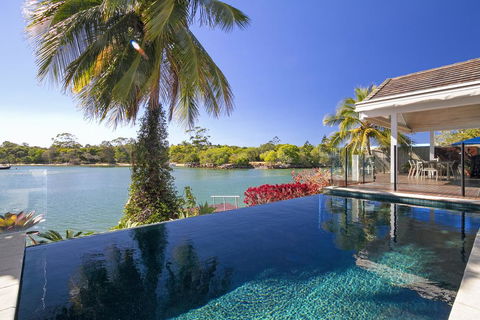 22 Noosa Parade - Accommodation Bookings 0