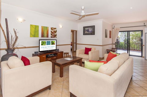 22 On Nautilus - Accommodation Bookings 3