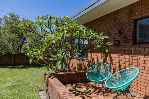 235 Mitchell Parade, Mollymook - Accommodation Bookings 2