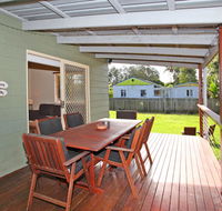 24 Sundew Street Mudjimba - 500 Bond - Pet Friendly Linen Supplied WIFI Air Cond.