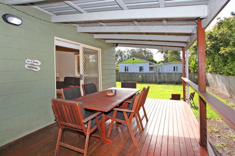 24 Sundew Street, Mudjimba - 500 Bond - Pet Friendly, Linen Supplied, WIFI, Air Cond. - Accommodation Bookings 0