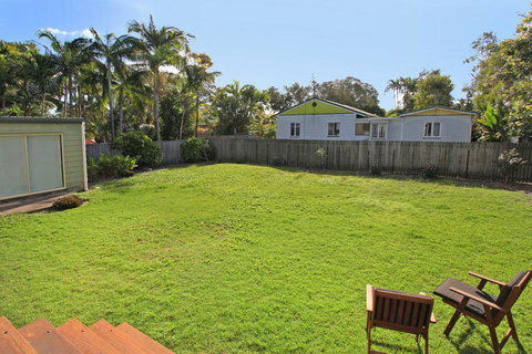 24 Sundew Street, Mudjimba - 500 Bond - Pet Friendly, Linen Supplied, WIFI, Air Cond. - Accommodation Bookings 2