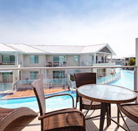245 'Pacific Blue' 265 Sandy Point Rd - air conditioned unit with resort facilities and linen supplied