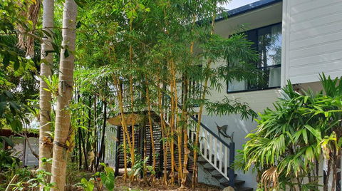 27 Bomburra Court - Rainbow Beach, Spacious, Comfortable, Large Deck, Private - Accommodation Bookings 0