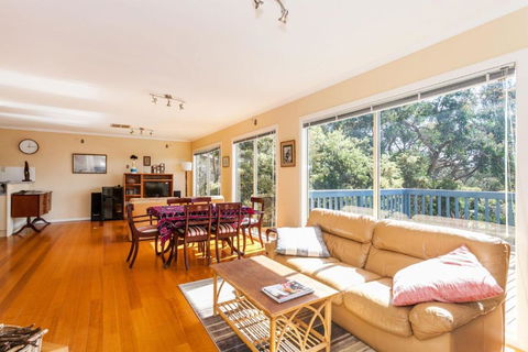 Bushlark - Accommodation Bookings 4