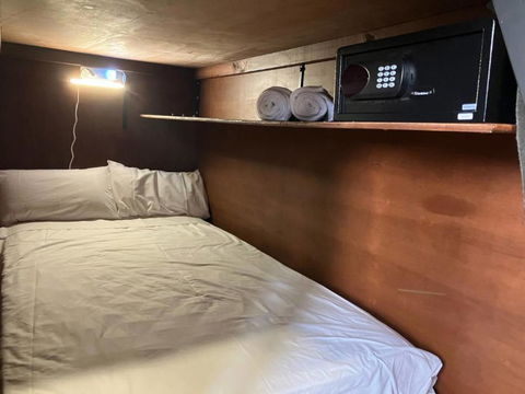 C And C Backpack - Accommodation Bookings 4