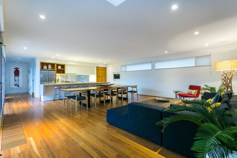 C-Escape - Accommodation Bookings 3