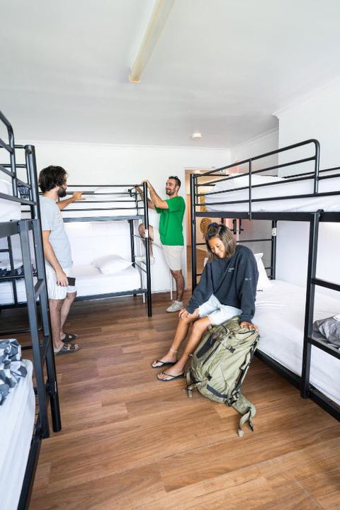 CALI Backpackers - Accommodation Bookings 3