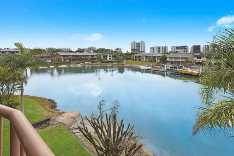 CANAL7-ON THE MOOLOOLABA CANAL! - Accommodation Bookings 0