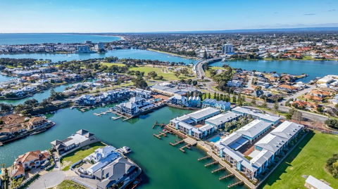 C Mandurah Apartment Resort - Accommodation Bookings 0