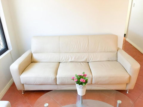 Caversham B&B - Accommodation Bookings 2