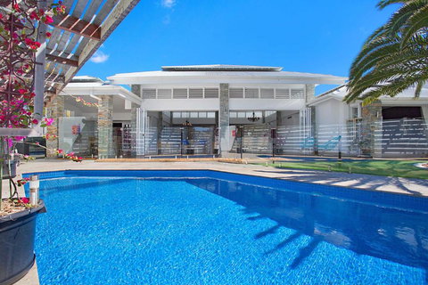 Coastal Elegance - Accommodation Bookings 4