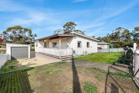 Coastal Retreat By The Beach - Accommodation Bookings 3