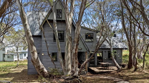 Coho - Accommodation Bookings 0