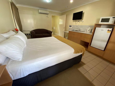 Country Roads Motor Inn Gayndah - Accommodation Bookings 2