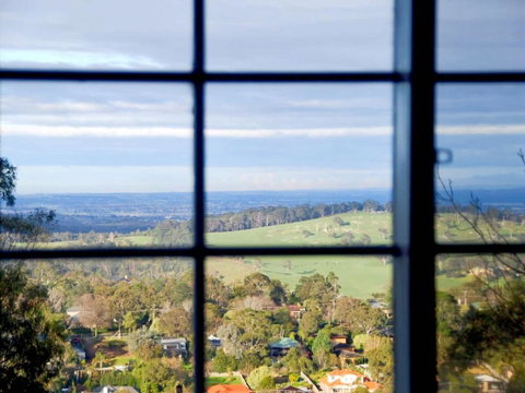 Cozy 3BR In Upwey Villa Scenic Dandenongs Mountain Views - Accommodation Bookings 0