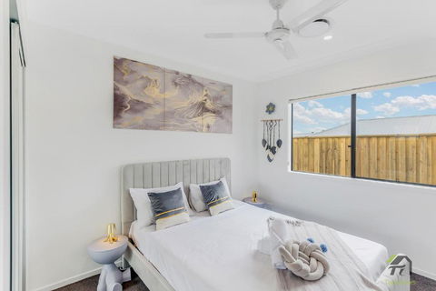 Cozy&Luminous 4-bedroom House - Accommodation Bookings 2