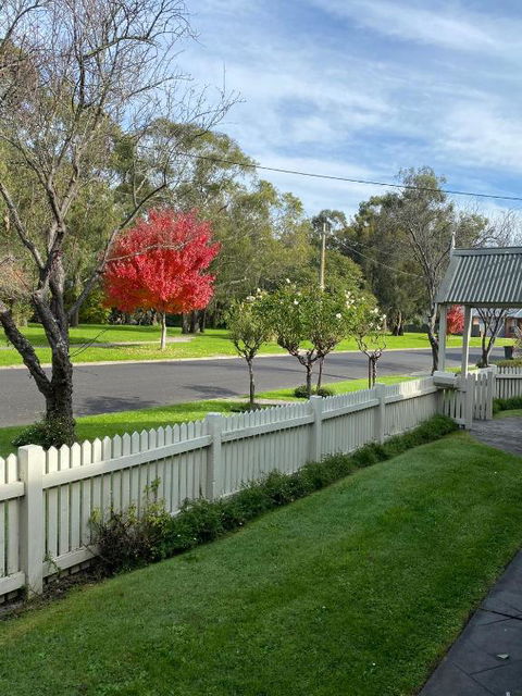 Creek Cottage Bed And Breakfast Traralgon - Accommodation Bookings 3
