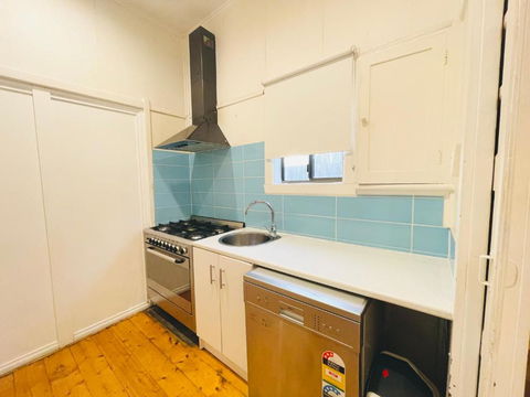 D114 Victorian Central Stay - Accommodation Bookings 4