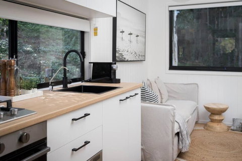 Dark Moon Tiny - Accommodation Bookings 3
