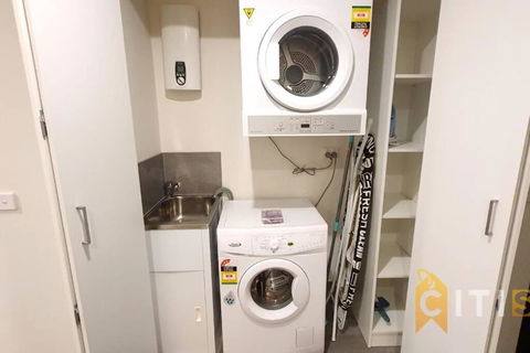 Delight In Dickson -2bd 2bth 2Csp Apt - Accommodation Bookings 1