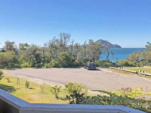 3 'Albacore', 12 Ondine Close - Waterfront, Pool, Lift & Views - Accommodation Bookings 2