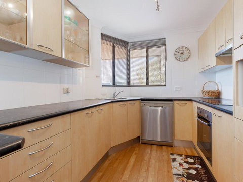 3 'ENDEAVOUR', 13 ONDINE CL - LARGE THREE BEDROOM UNIT WITH FILTERED WATER VIEWS - Accommodation Bookings 3