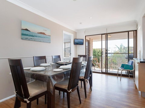 3 'ENDEAVOUR', 13 ONDINE CL - LARGE THREE BEDROOM UNIT WITH FILTERED WATER VIEWS - Accommodation Bookings 1